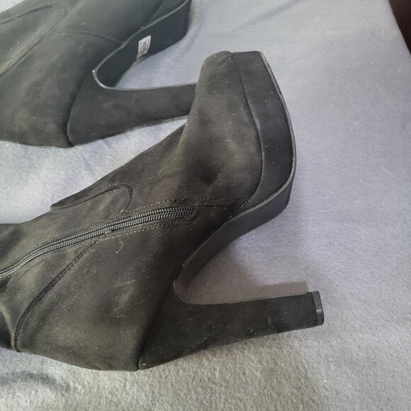 TORRID Womens 9 Wide Black Stretch Platform Over Knee Boot Faux Suede Goth Laces - Picture 3 of 14